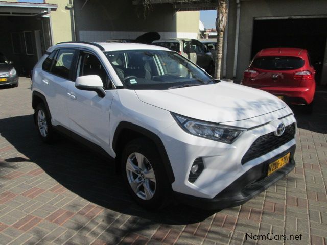 Toyota Rav 4 CVT GX in Namibia