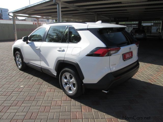 Toyota Rav 4 GX CVT in Namibia