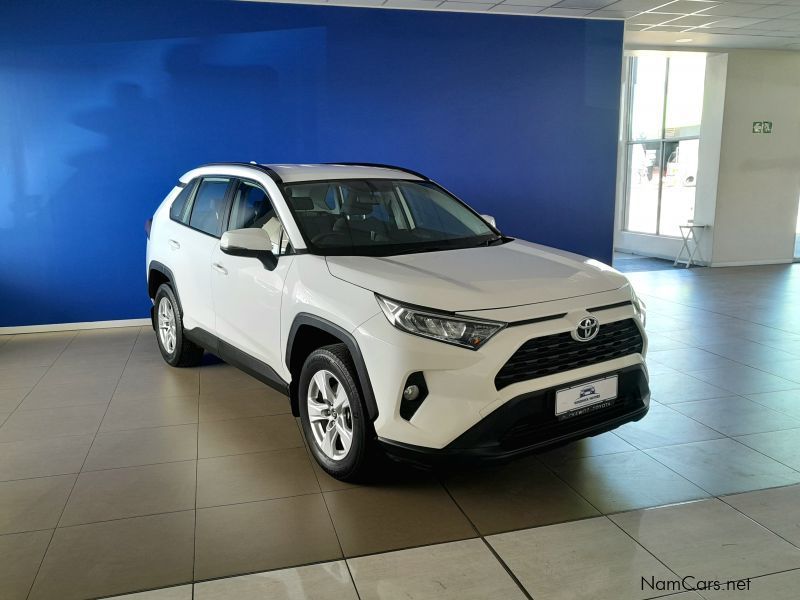 Toyota Rav4 2.0 GX in Namibia