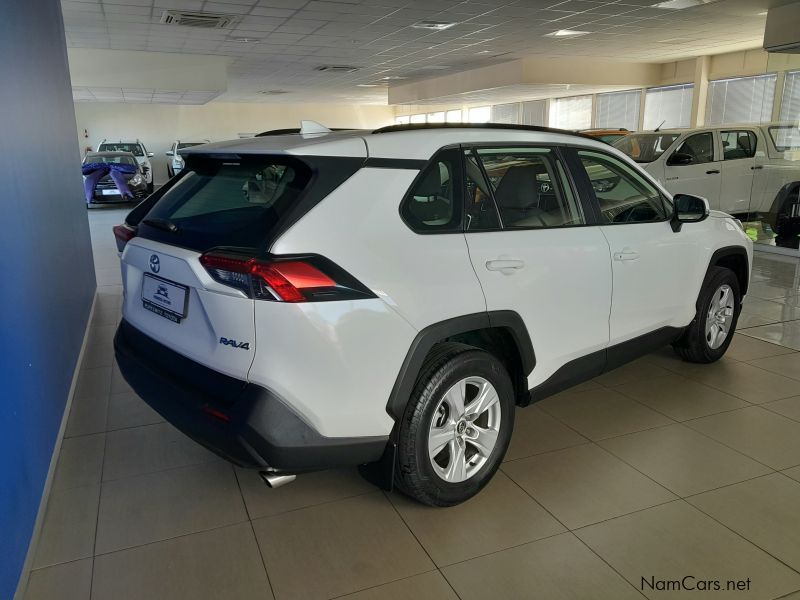 Toyota Rav4 2.0 GX in Namibia