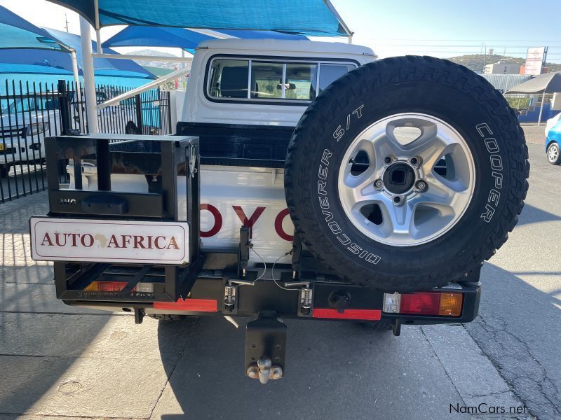 Toyota Toyota Landcruiser 4.5 V8 VX in Namibia