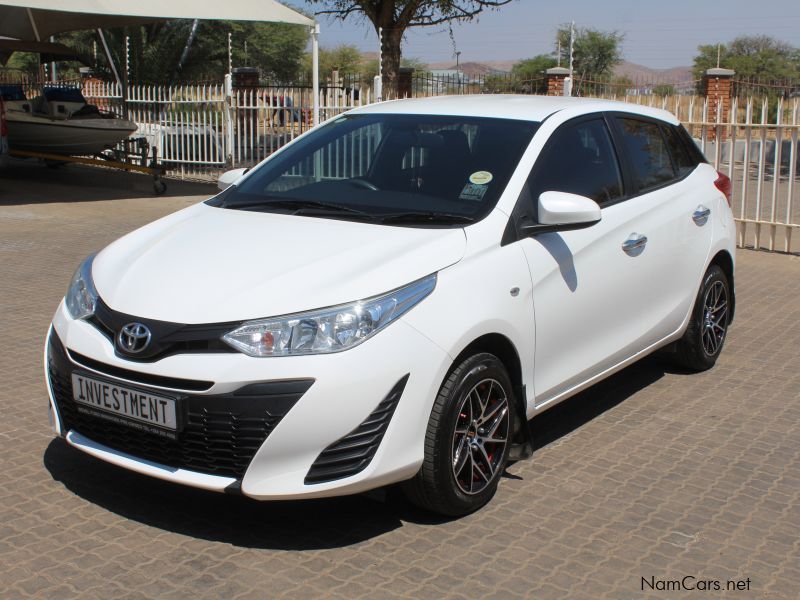 Toyota YARIS 1.5 XI in Namibia