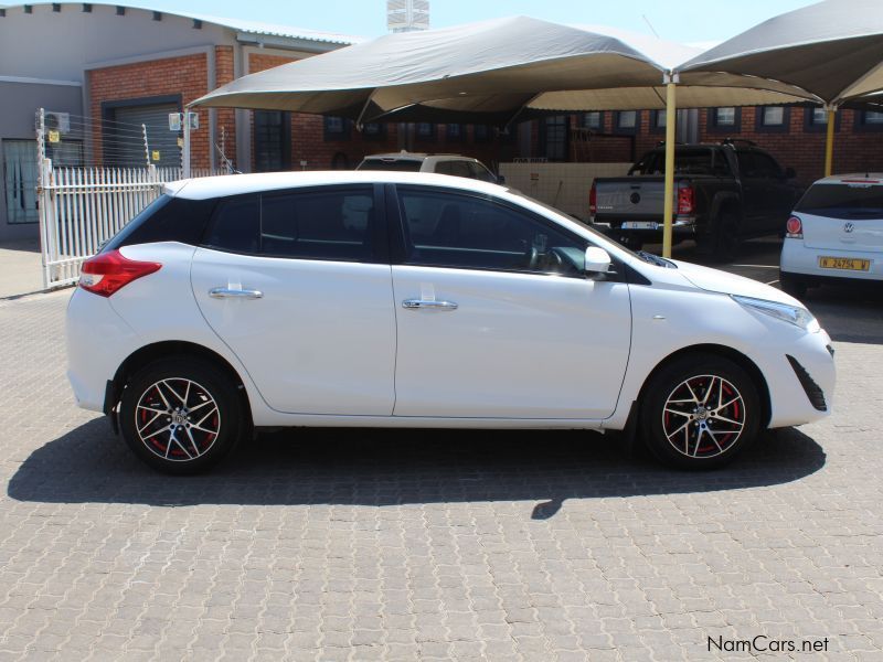 Toyota YARIS 1.5 XI in Namibia