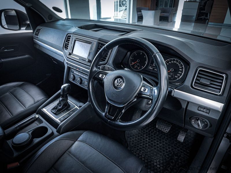 Volkswagen AMAROK 30TDI V6 H-LINE in Namibia