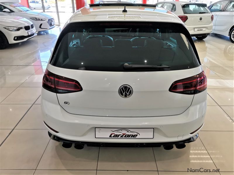 Volkswagen Golf 7.5 2.0 TSI DSG R 228Kw in Namibia