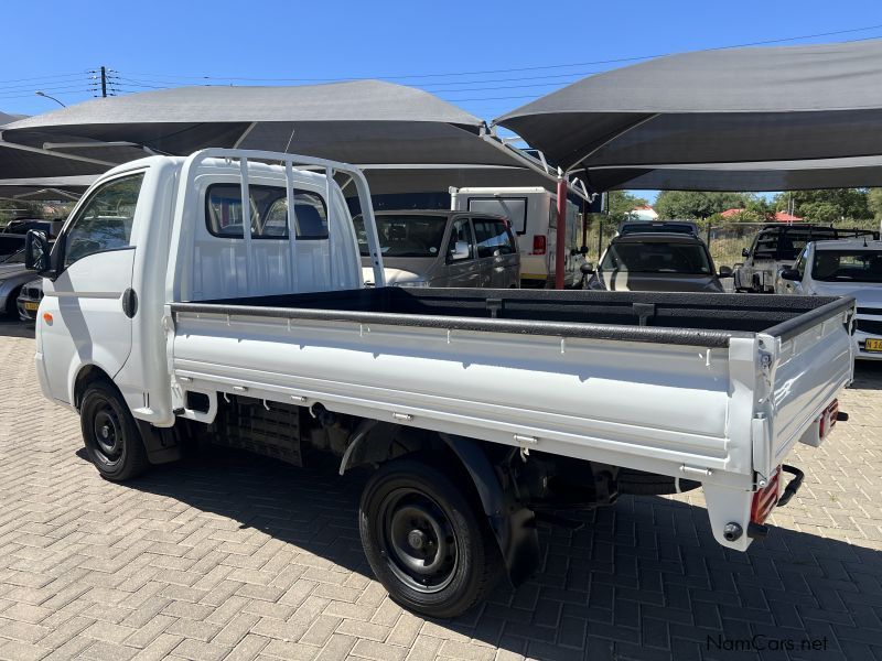 Hyundai H100 2.6D D/S 2020 in Namibia