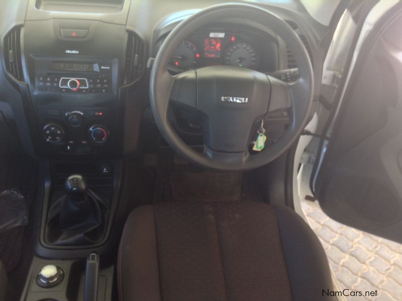 Isuzu D-MAX 250 4x4 Hi Rider D/CAB in Namibia