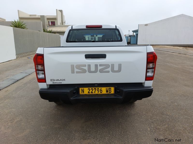 Isuzu D-MAX 250 D/C 4X4 in Namibia