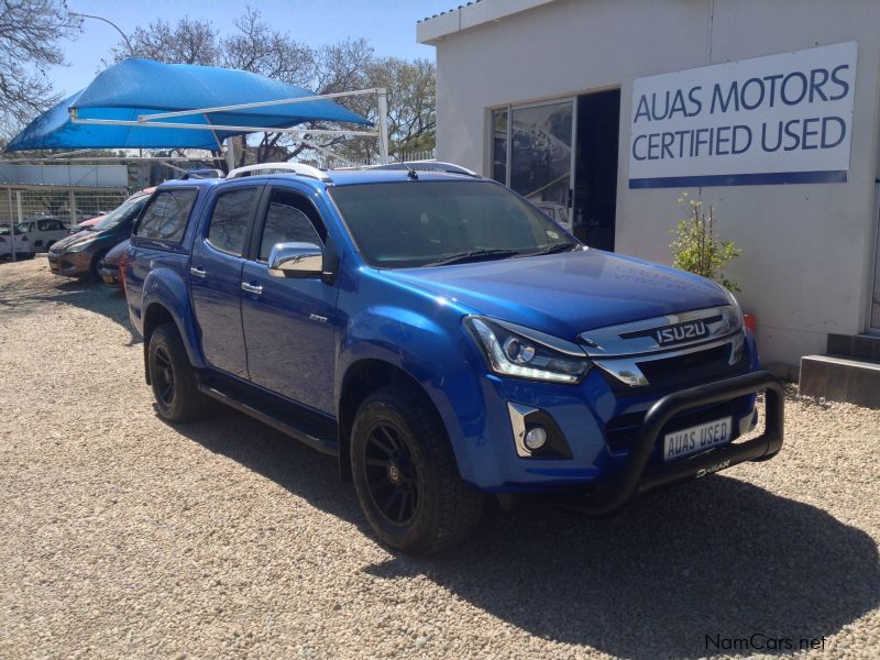 Isuzu D-MAX 300 4x4 Auto D/CAB in Namibia