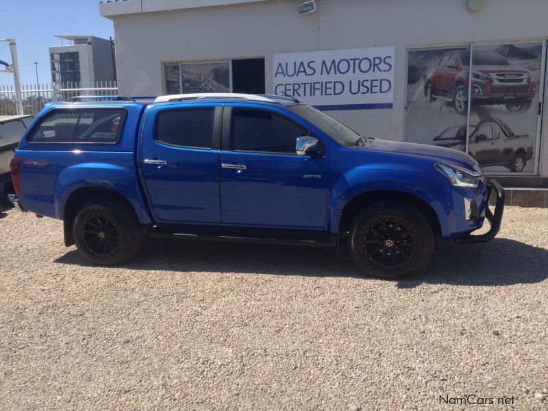 Isuzu D-MAX 300 4x4 Auto D/CAB in Namibia