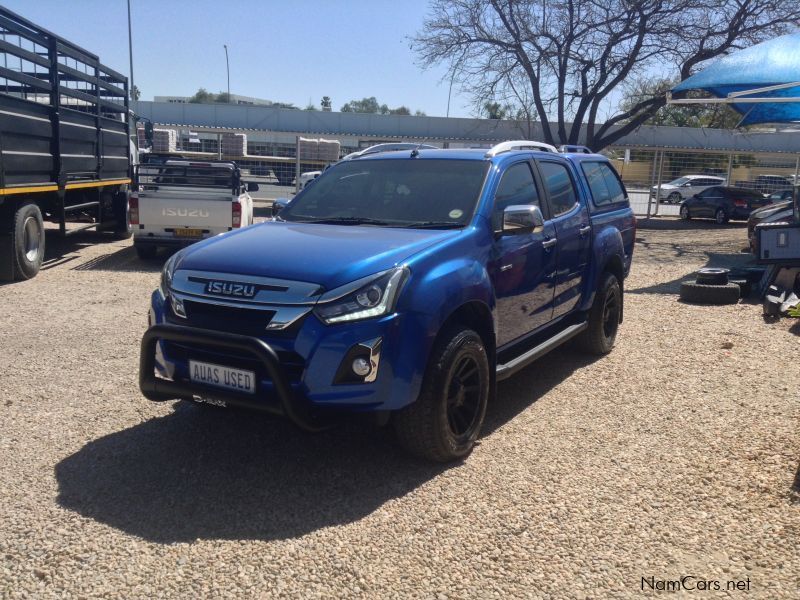 Isuzu D-MAX 300 4x4 Auto D/CAB in Namibia