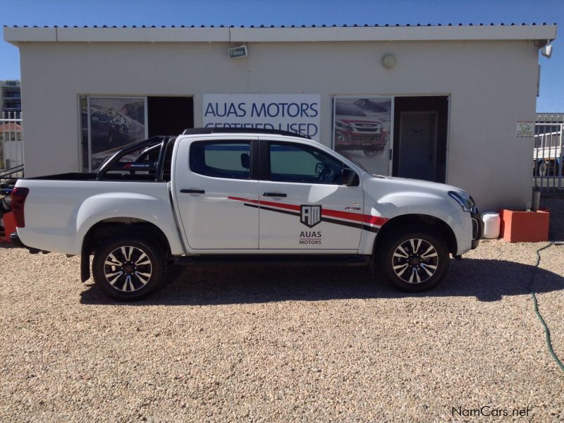 Isuzu D-MAX 300 X-RIDER 4x2  AUTO D/CAB in Namibia