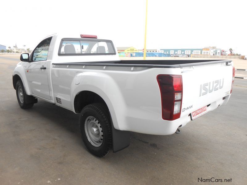 Isuzu D MAX HO 250 in Namibia