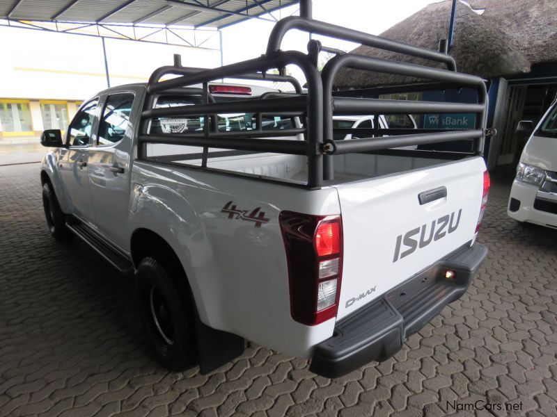 Isuzu KB250 D-MAX HI-RIDER 4X4 in Namibia