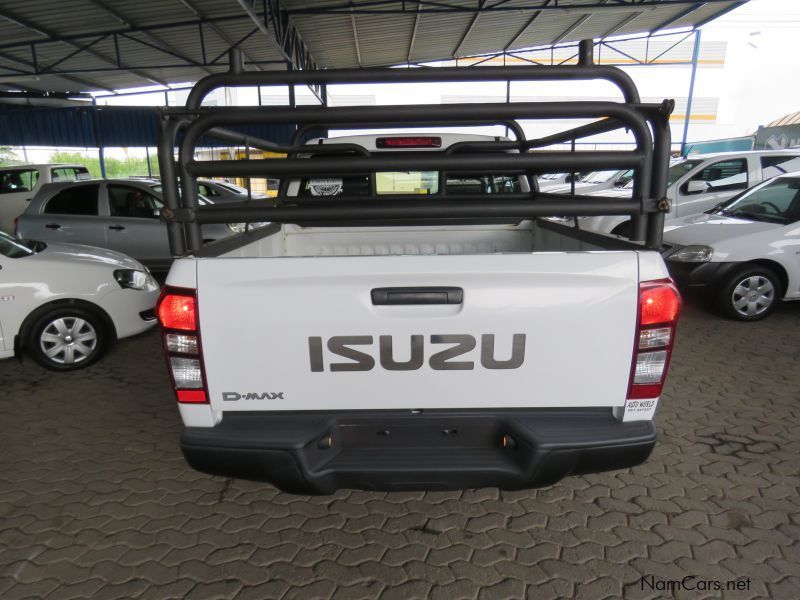 Isuzu KB250 D-MAX HI-RIDER 4X4 in Namibia