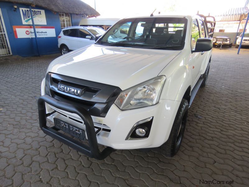 Isuzu KB250 D-MAX HI-RIDER 4X4 in Namibia