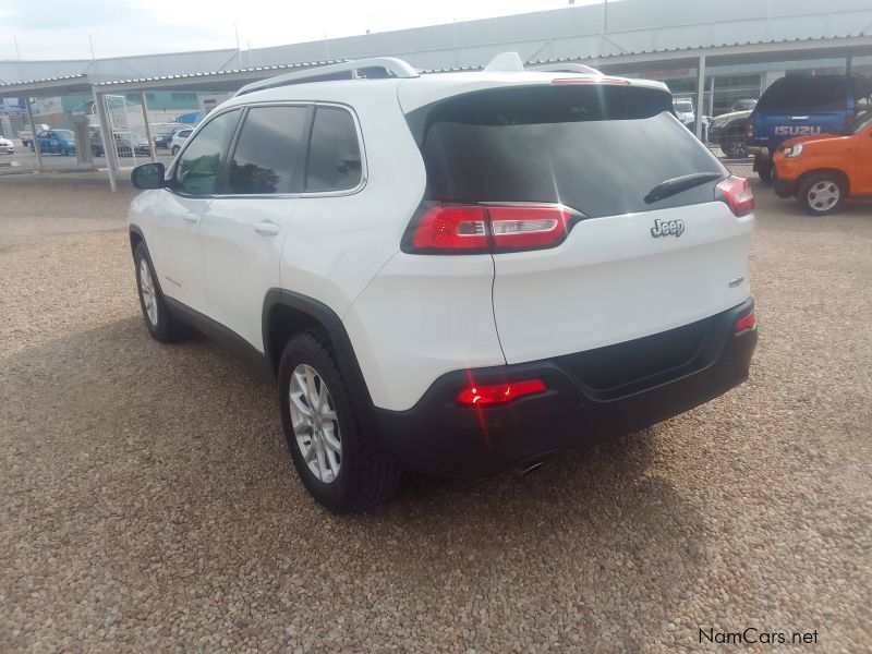 Jeep Cherokee 2.4 Longitude Auto in Namibia