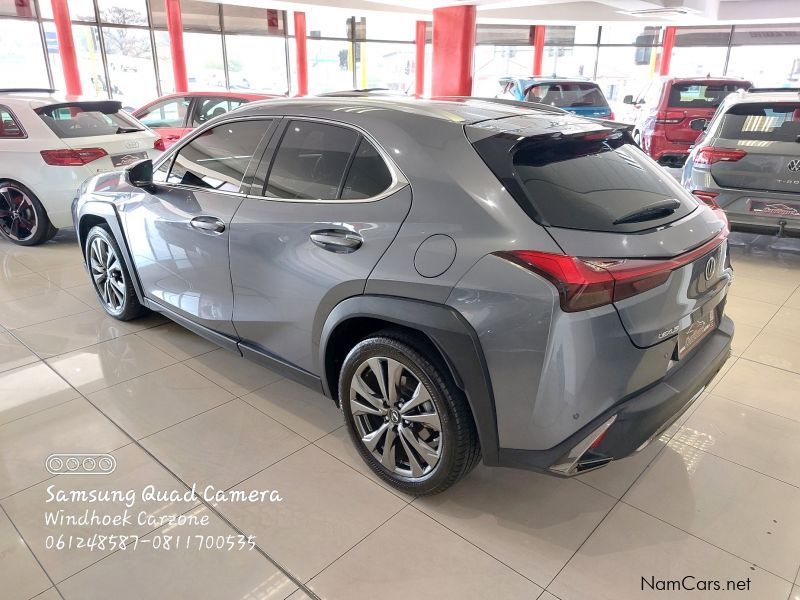 Lexus UX- 200 F-Sport CVT 126 kW in Namibia