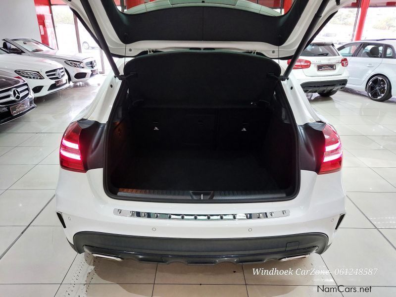 Mercedes-Benz GLA 200  AMG Line A/t 115kW in Namibia