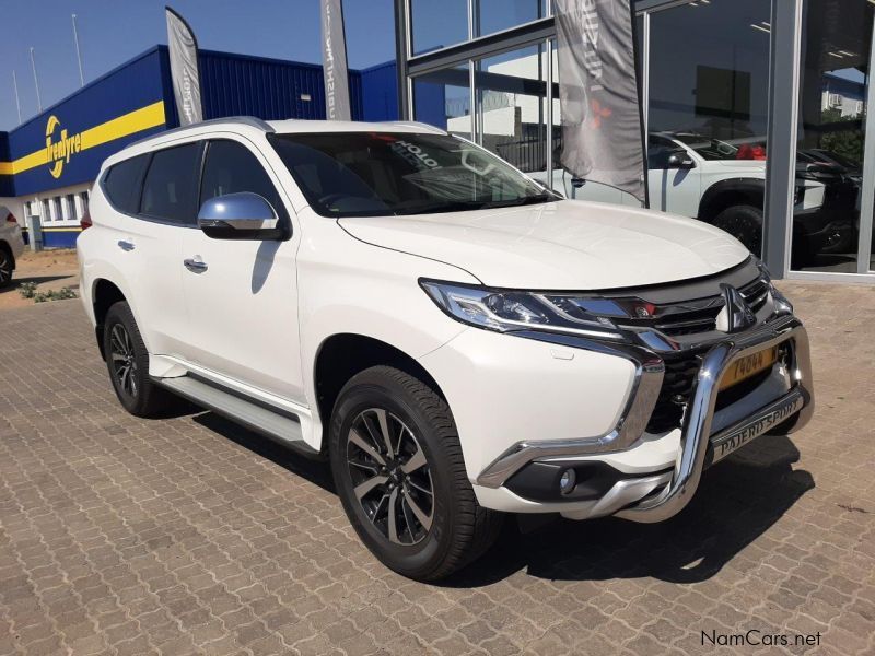 Mitsubishi PAJERO SPORT 4x4 in Namibia