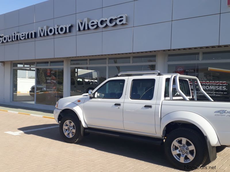 Nissan NP300 2.5D 4x4 DC (NEW) in Namibia