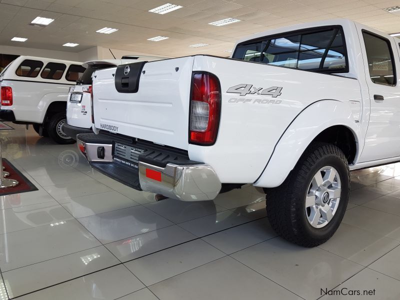 Nissan NP300 2.5TDi 4x4 Double cab in Namibia