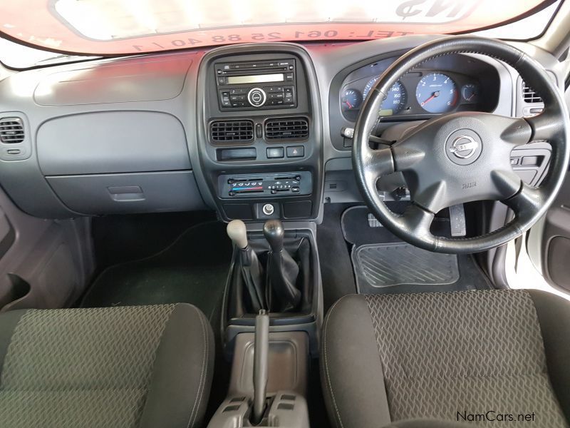 Nissan NP300 2.5TDi 4x4 Double cab in Namibia