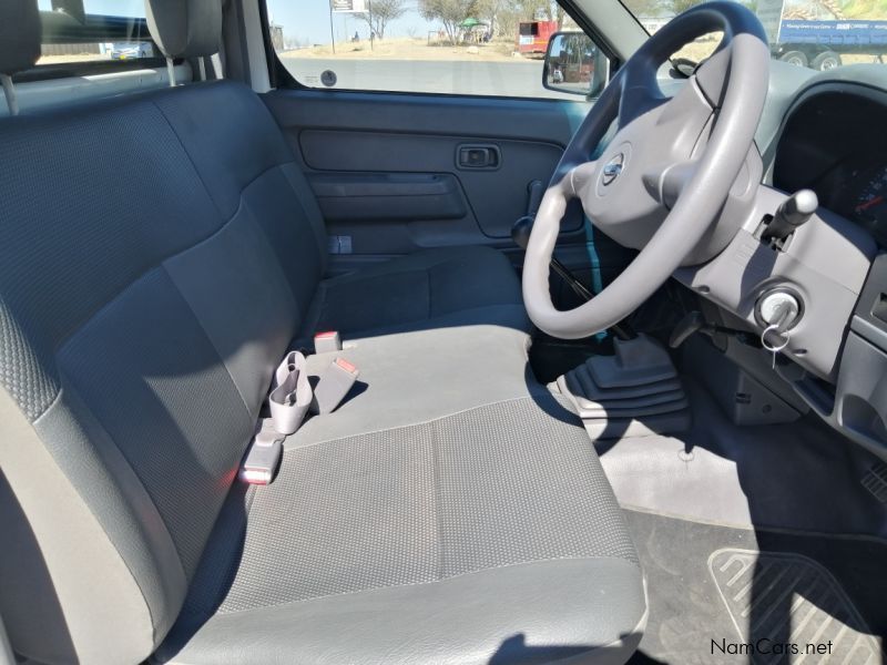 Nissan NP300 2.5Tdi LWB SC PU 2x4 in Namibia