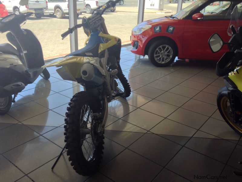 Suzuki RMZ-250 Scrambler in Namibia