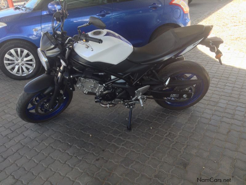 Suzuki SV 650 in Namibia