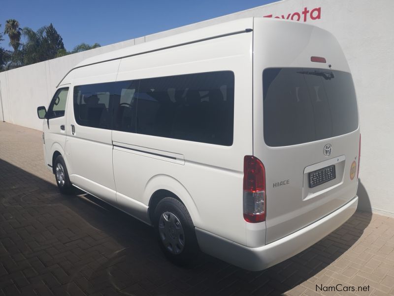 Toyota HIACE 14 SEATER 2.5 DIESEL in Namibia