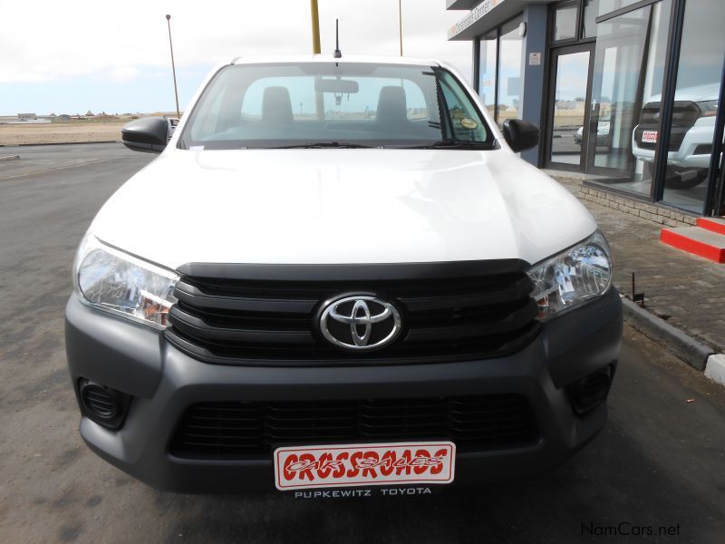 Toyota HILUX 2.0 VVTI LWB in Namibia