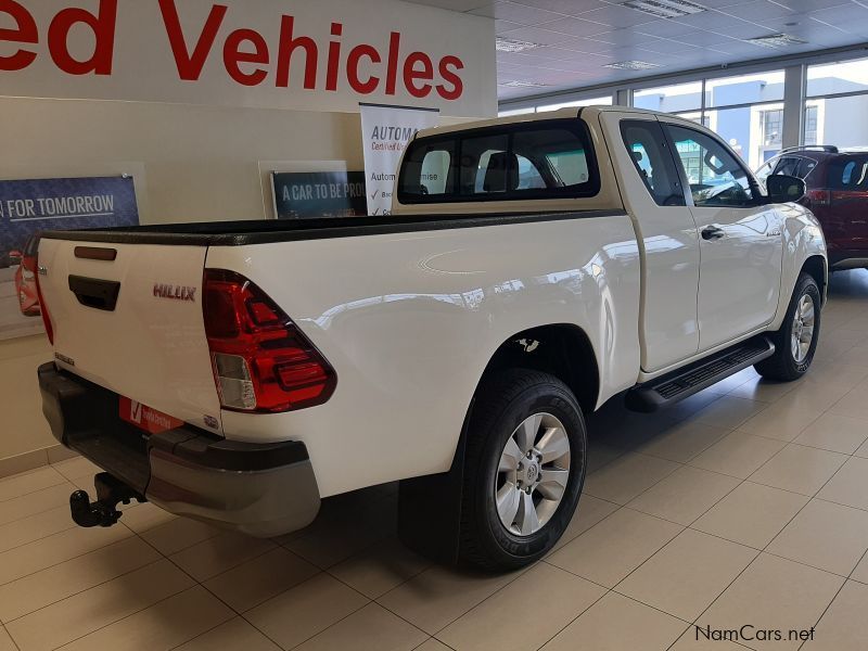 Toyota HILUX 2.8 AT 2X4 DIESEL in Namibia