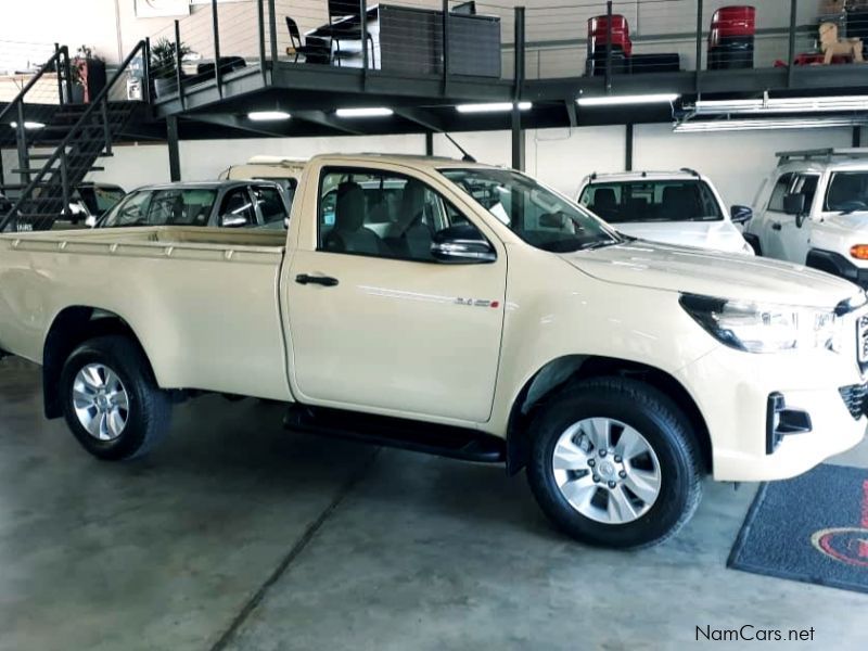 Toyota Hilux 2.4 GD6 S/C 4x4 in Namibia