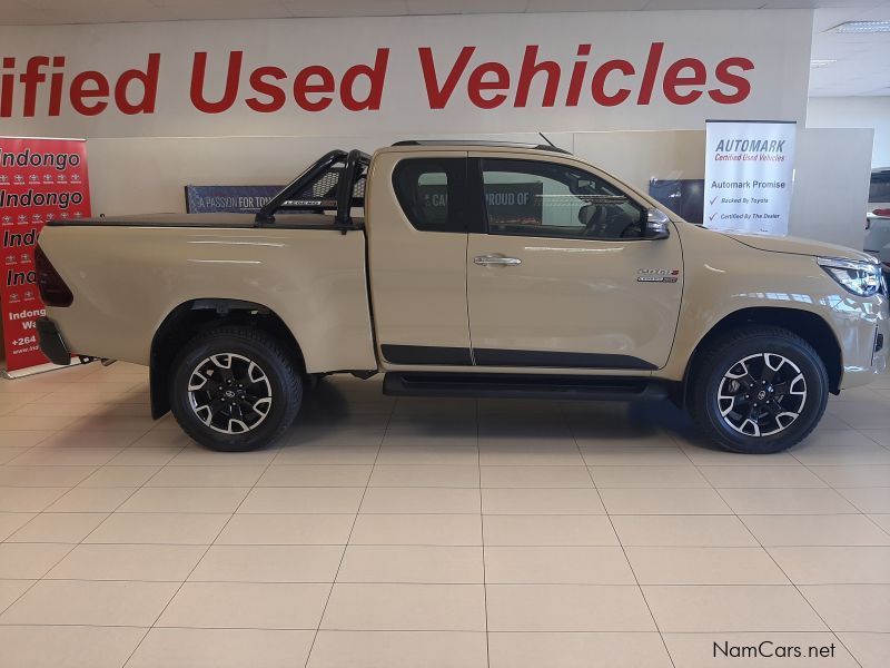 Toyota Hilux Extra Cab in Namibia