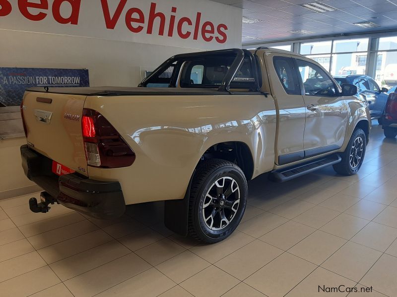 Toyota Hilux Extra Cab in Namibia