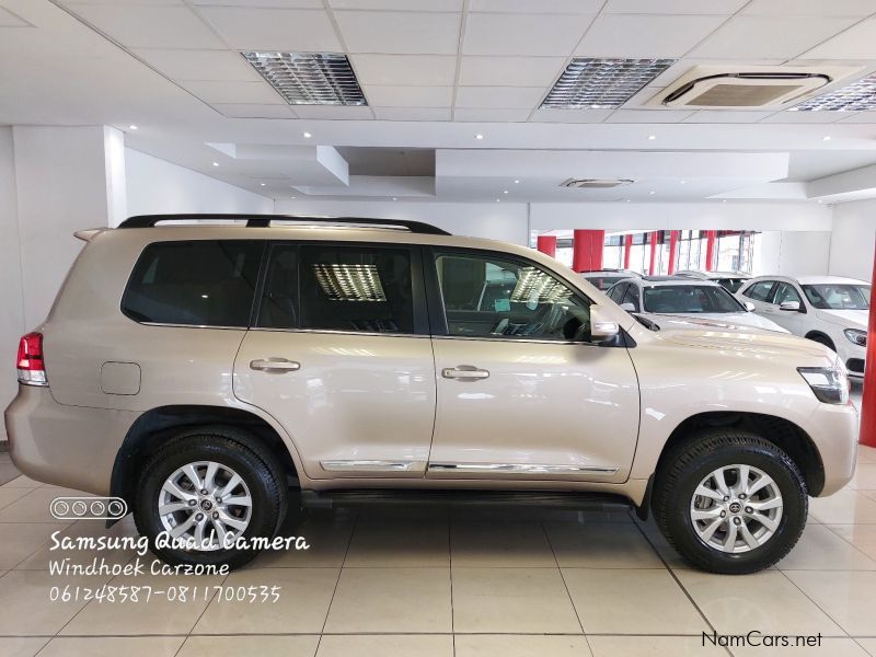Toyota Landcruiser 200 Series VX-R 4.5 V8 A/T 195kW in Namibia