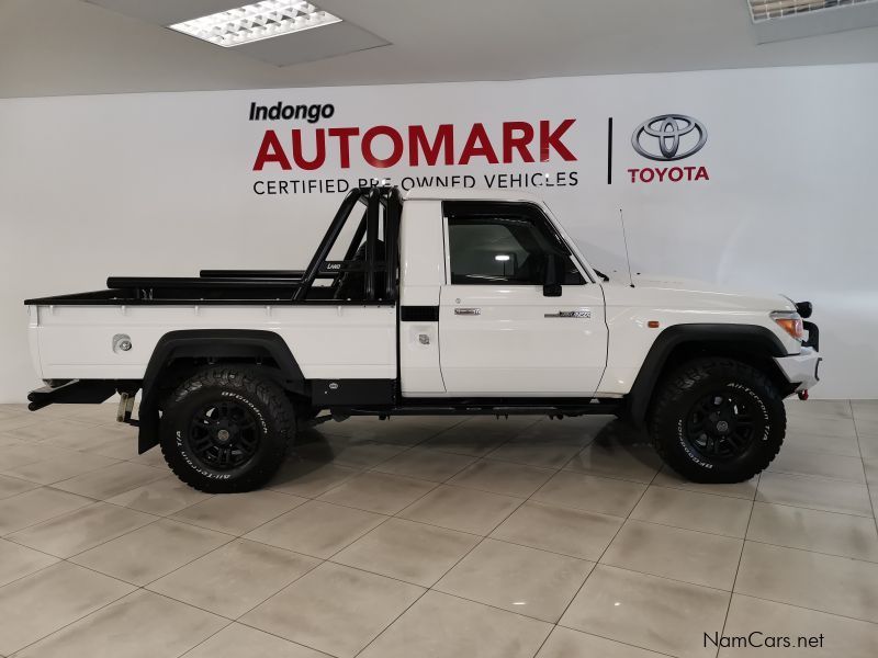 Toyota Landcruiser 79 4.0p P/u S/c in Namibia