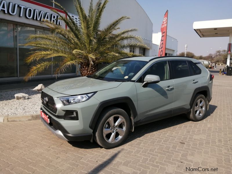 Toyota RAV4 2.0 GX-R CVT AWD in Namibia