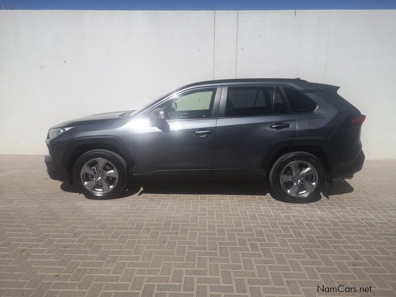 Toyota RAV4 2.0L GX-R AWD in Namibia