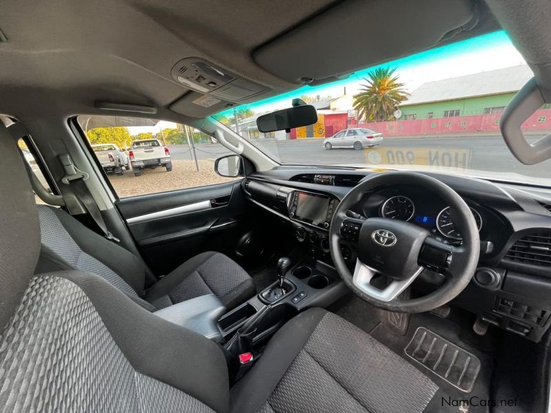 Toyota TOYOTA HILUX 2.4 SRX 4X4 A/T P/U D/C in Namibia