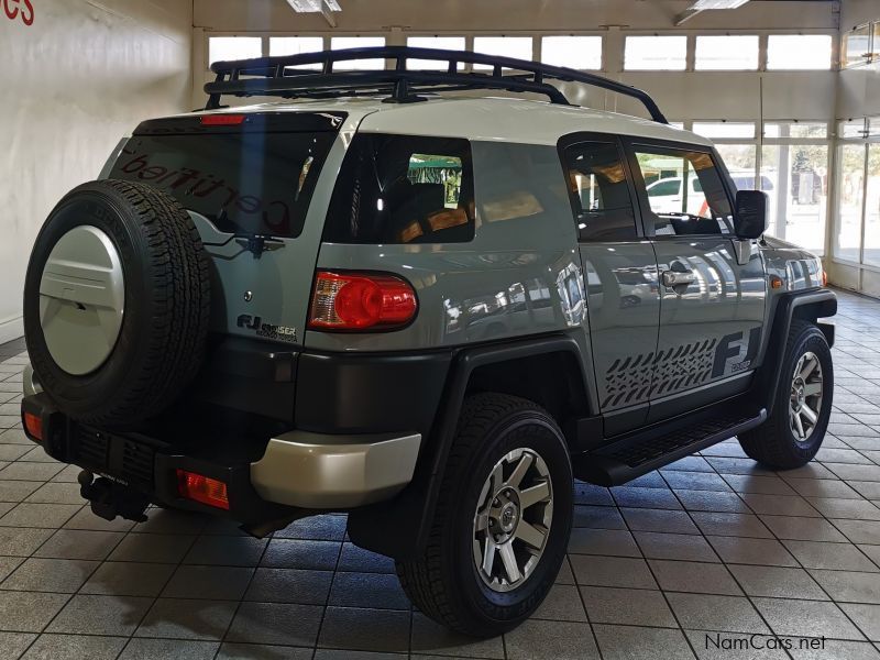 Toyota toyota fj cruiser in Namibia