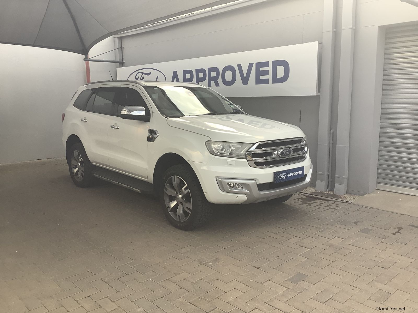 Ford EVEREST 20D BI TURBO LTD 4x4 in Namibia