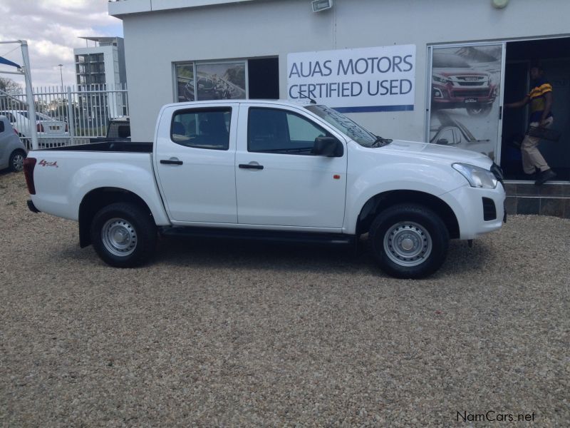 Isuzu D-MAX 250 4x4 Hi Rider D/CAB in Namibia