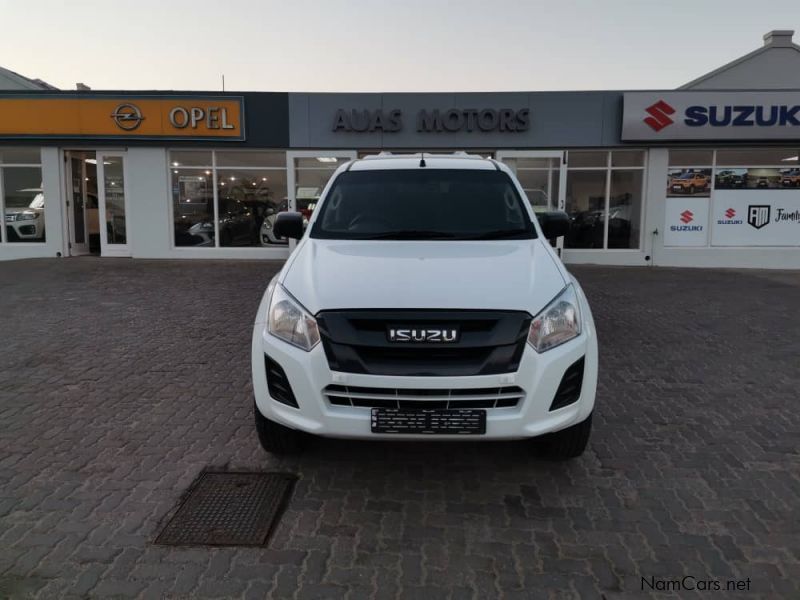 Isuzu D-Max 250 Hi Rider D/C 4x4 in Namibia