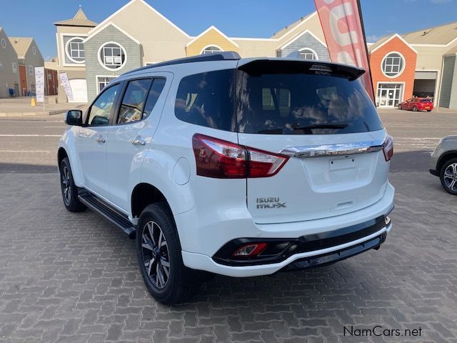 Isuzu DMAX MUX 3.0 4X4 AUTO in Namibia