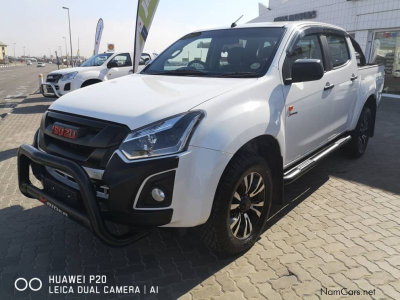 Isuzu ISUZU D-MAX 250 X-RIDER 4X2 auto in Namibia