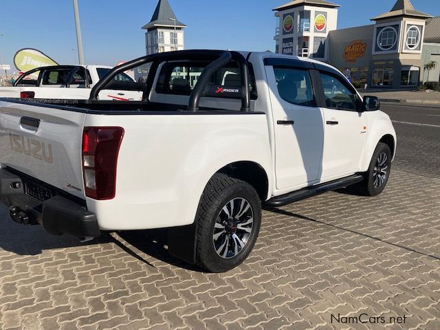 Isuzu ISUZU D-MAX 250 X-RIDER 4X2 auto in Namibia