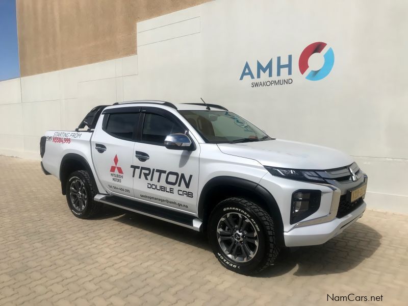 Mitsubishi Triton 2.4 DCab 4x4 in Namibia