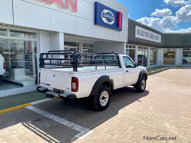 Nissan NP300 2.5TDI 4x4 S/C AgriPack in Namibia